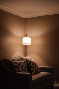 Tips for Creating a Cozy and Inviting Living Room on a Budget
